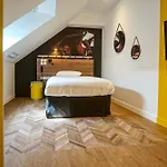 Отель Ibis Styles Gare Centre Сомюр