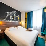 Отель Ibis Styles Gare Centre Сомюр