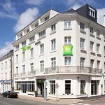 Отель Ibis Styles Gare Centre Сомюр