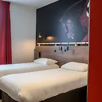 Отель Ibis Styles Gare Centre 3*