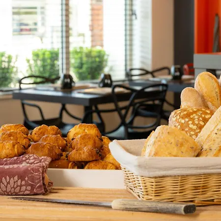 Ibis Styles Gare Centre Saumur