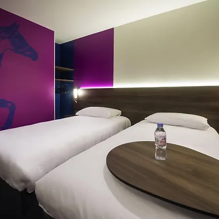 Ibis Styles Gare Centre Hotel 3*