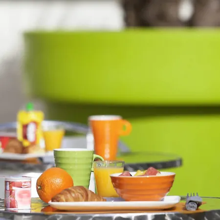 Ibis Styles Gare Centre Ξενοδοχείο 3*