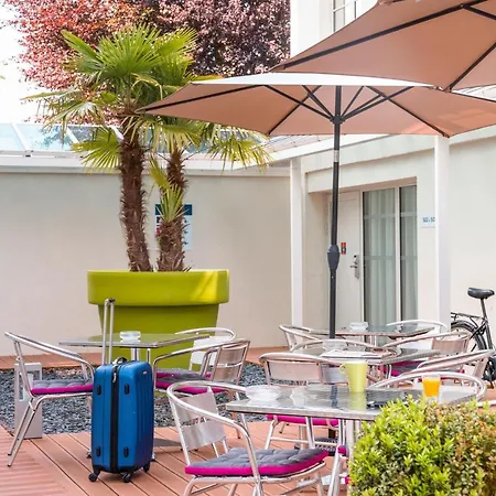 Ibis Styles Gare Centre Hotel 3*