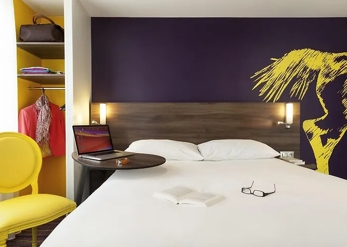 Ibis Styles Gare Centre 3* ソミュール