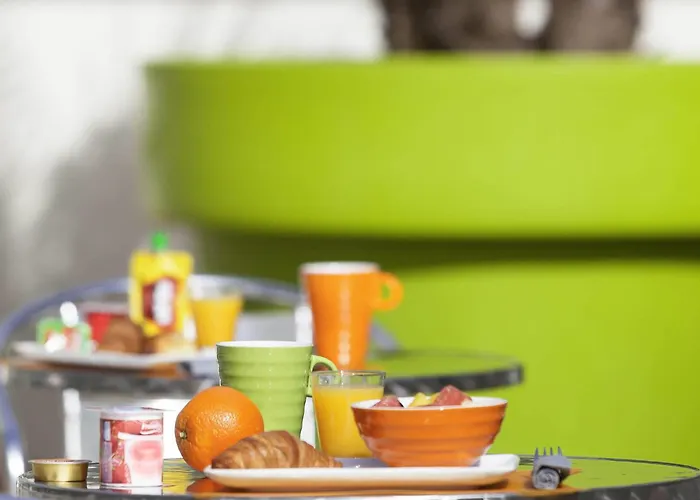 Ibis Styles Gare Centre 3* ソミュール