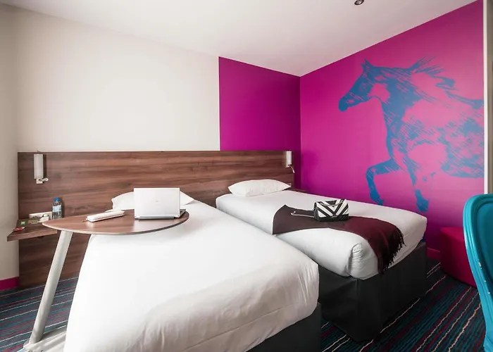 מלון Ibis Styles Gare Centre 3*